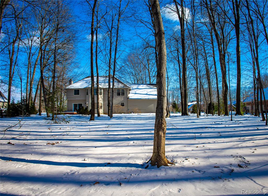 26720 Whispering Willows Drive, New Boston, MI 48164 — Photo 42