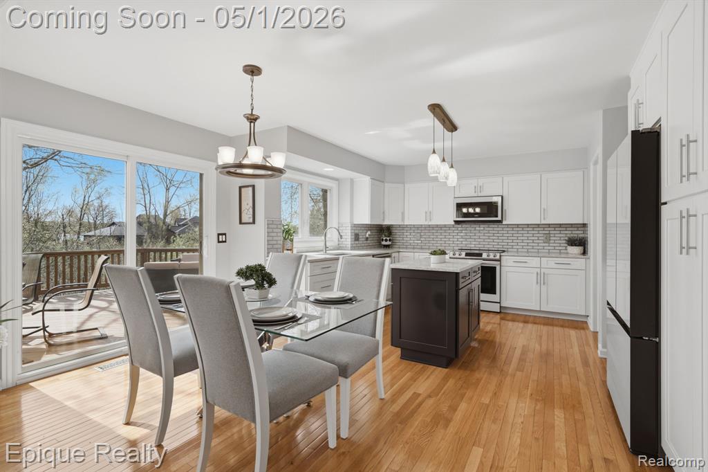 2568 Canoe Circle Drive, Lake Orion, MI — Photo 9