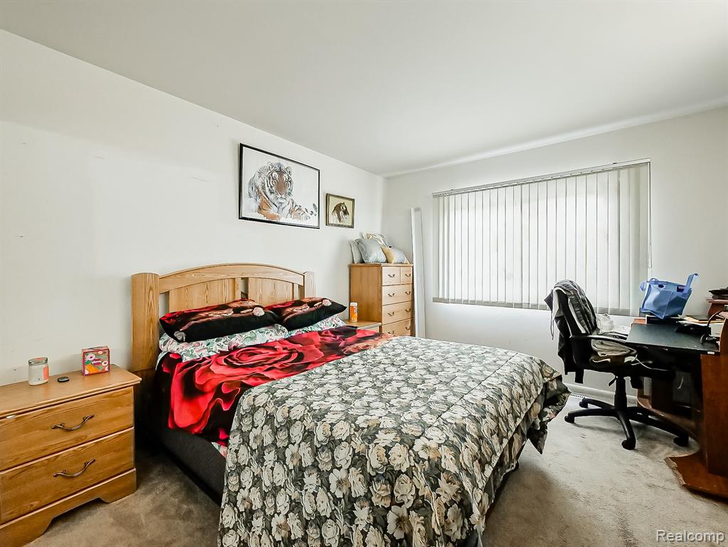 6775 Cedarbrook Drive, Bloomfield Hills, MI 48301 — Photo 11
