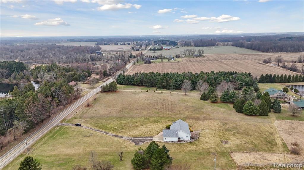4332 LAKE PLEASANT Road, North Branch, MI 48461 — Photo 48
