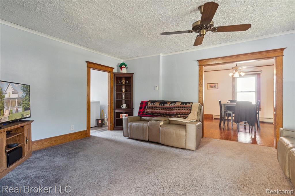 402 S 7TH Street, St. Clair, MI 48079 — Photo 11