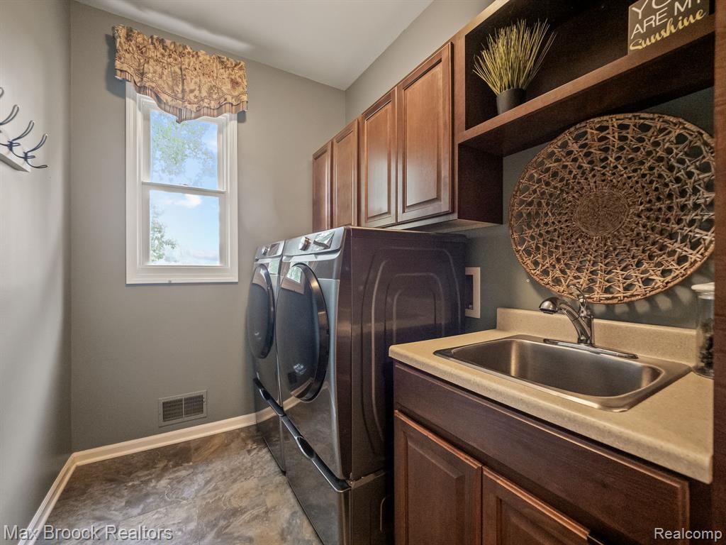 6144 Strawberry Circle, Commerce Twp, MI 48382 — Photo 22