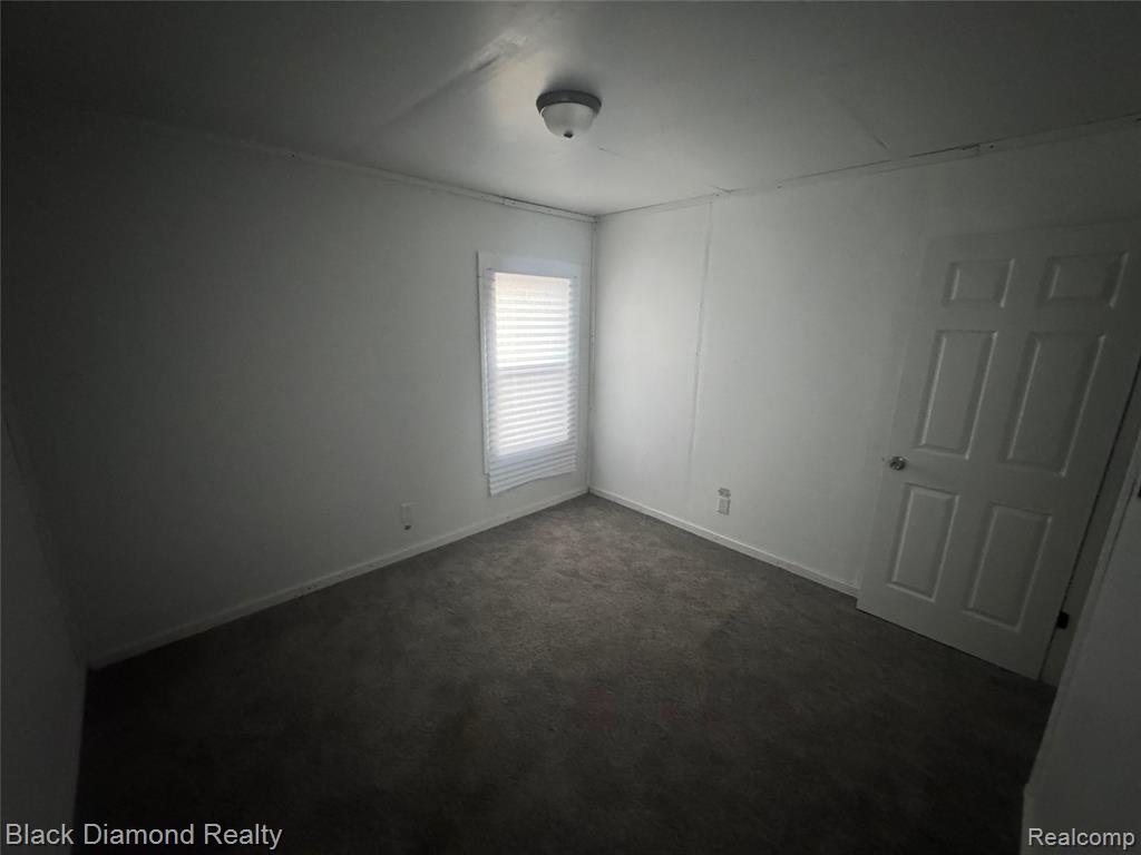 20520 Dresden Street, Detroit, MI 48205 — Photo 8