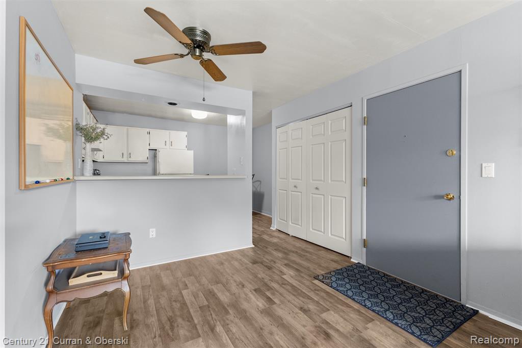 910 Chestnut Hill Drive, # E, Auburn Hills, MI 48326 — Photo 10