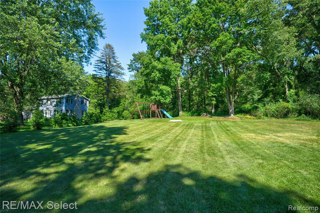 2456 N Tipsico Lake Road, Hartland, MI 48353 — Photo 63