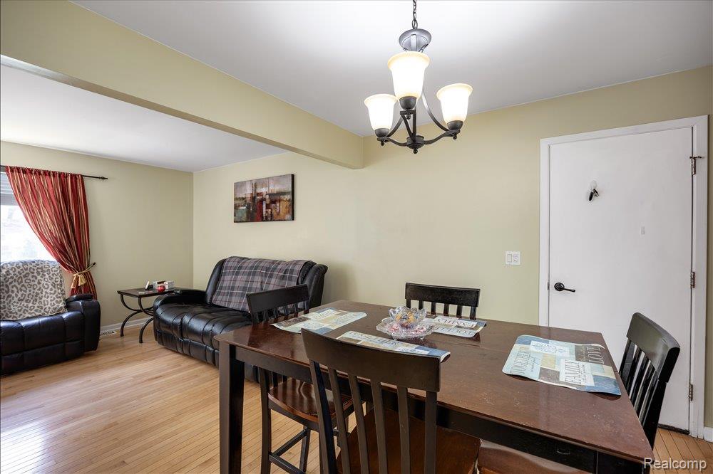8790 Oakside Avenue, Commerce Twp, MI 48382 — Photo 11