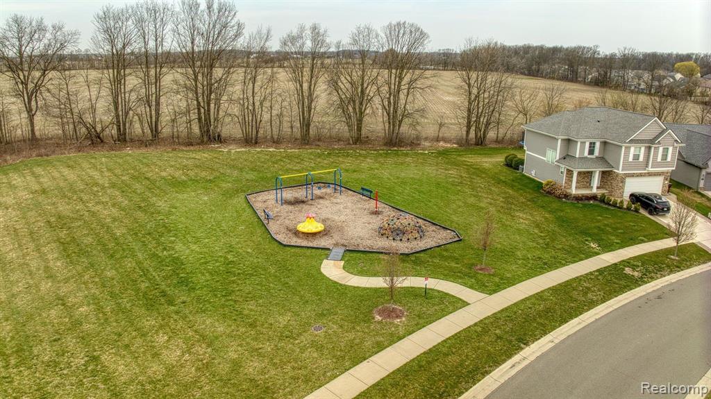 9166 BIRCH POINTE Drive, Newport, MI 48166 — Photo 61