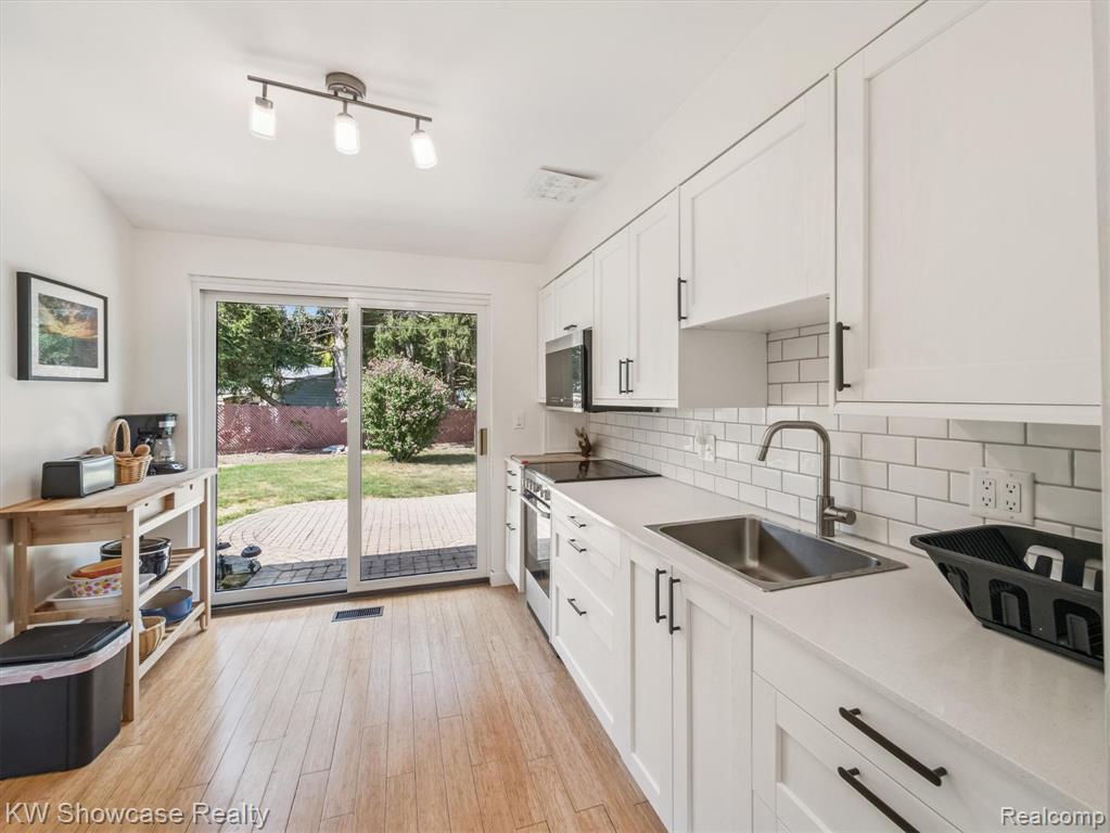 714 Sweetbriar, Milford, MI 48381 — Photo 12