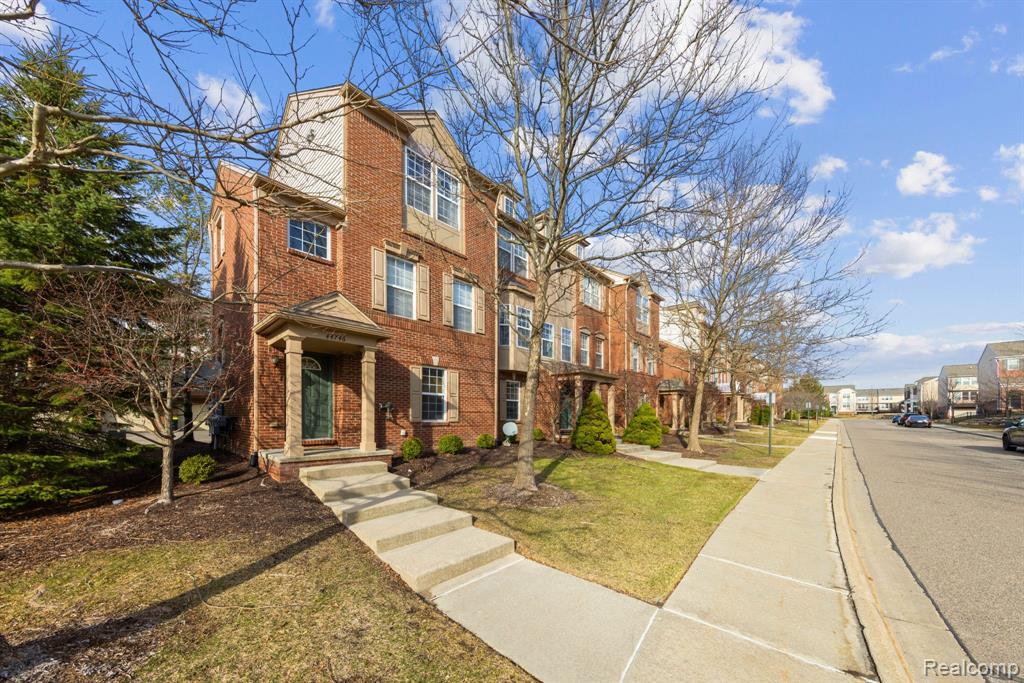 44744 GWINNETT Loop, Novi, MI 48377 — Photo 3