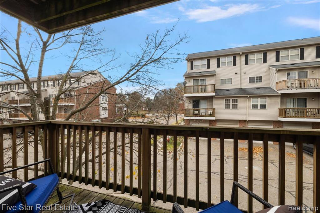 16924 Farmington Road, 93, Livonia, MI 48154 — Photo 44