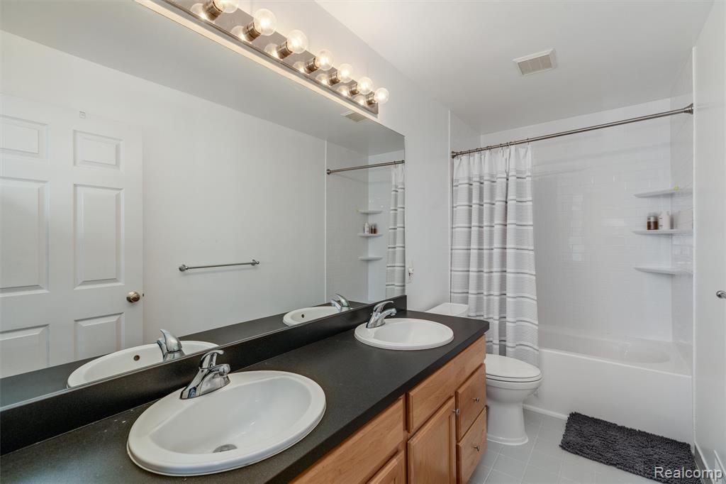 46670 Crosswick, Canton, MI 48187 — Photo 39