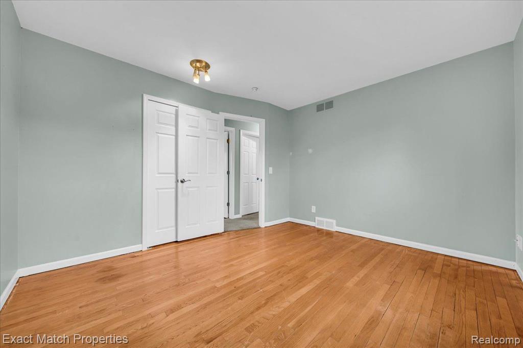 9121 SANDYSIDE Road, White Lake, MI — Photo 27