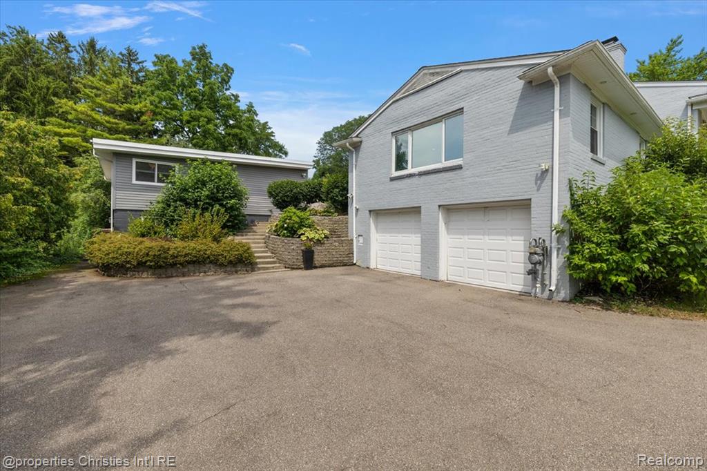 3060 Chickering Lane, Bloomfield Hills, MI 48302 — Photo 73