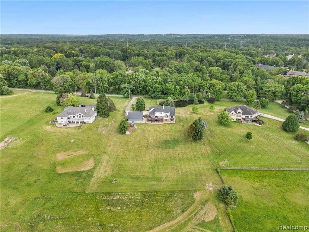 2160 W Buell Road, Oakland, MI — Photo 45
