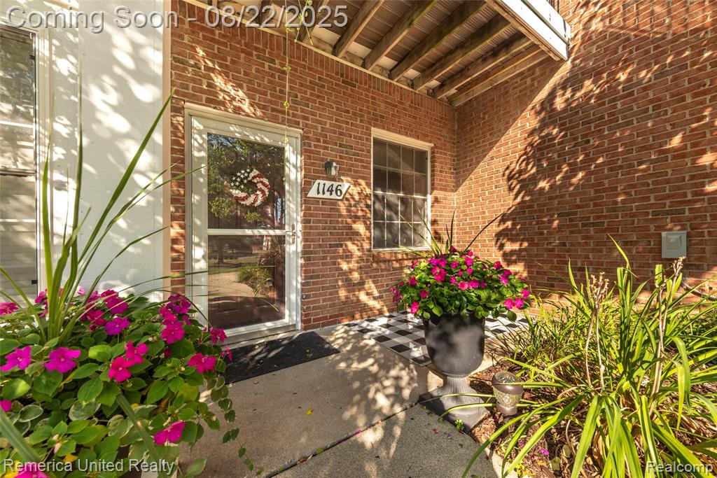 1146 Rial Lake Drive, Howell, MI 48843 — Photo 8
