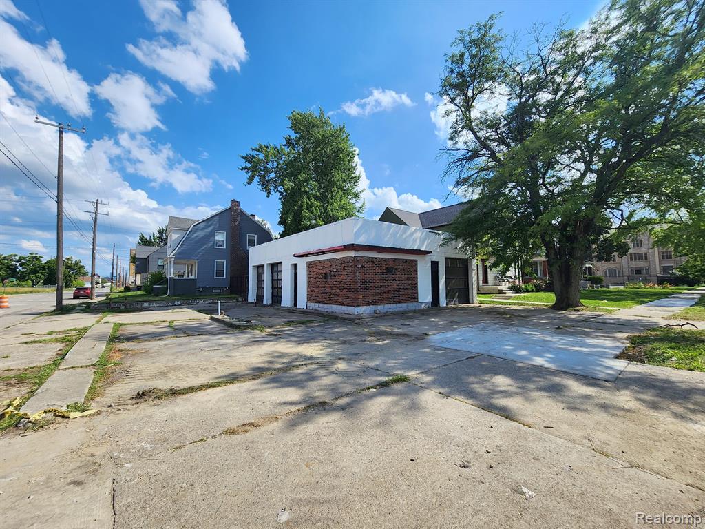 8041 John R Street, Detroit, MI 48202 — Photo 11