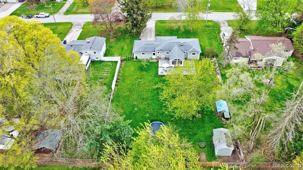 6437 Oriole Drive, Flint, MI 48506 — Photo 46