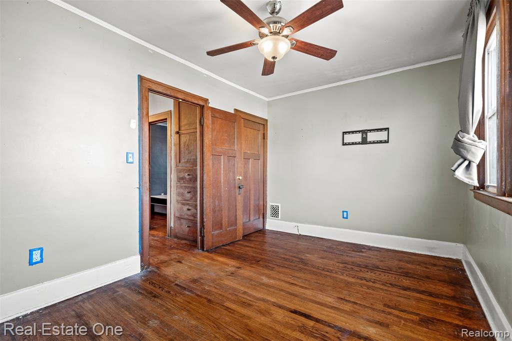 2965 FISCHER Street, Detroit, MI 48214 — Photo 18