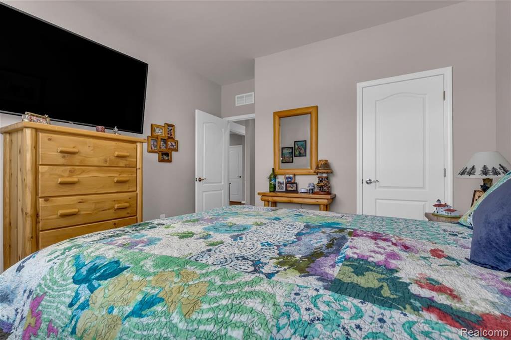 48614 Windfall Road, Novi, MI — Photo 29