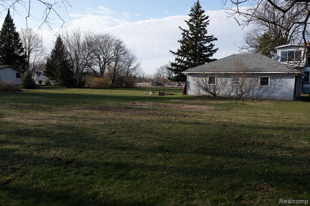 6104 WESTERN Street, Van Buren, MI 48111 — Photo 14