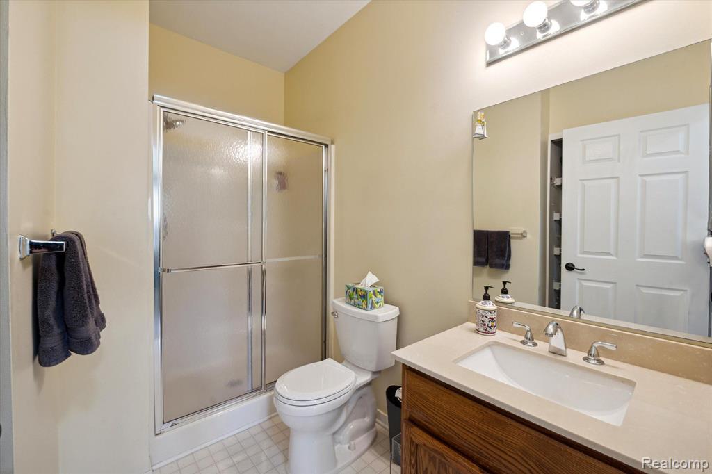 31187 LIVINGSTON Drive, Novi, MI 48377 — Photo 19