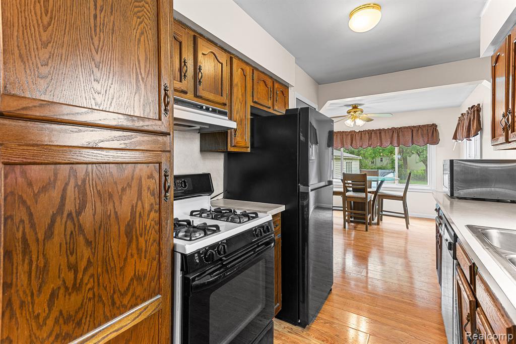 7491 Dacosta, Redford, MI 48239 — Photo 8