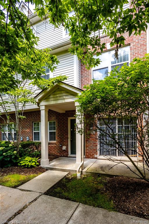 39660 Rockcrest Lane, Northville, MI — Photo 2