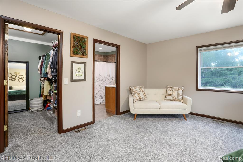 4087 Silver Valley Drive, Lake Orion, MI — Photo 22