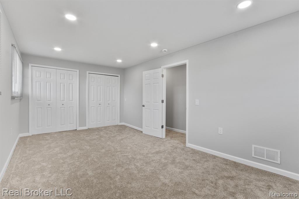 7460 22 MILE Road, Shelby Twp, MI 48317 — Photo 15