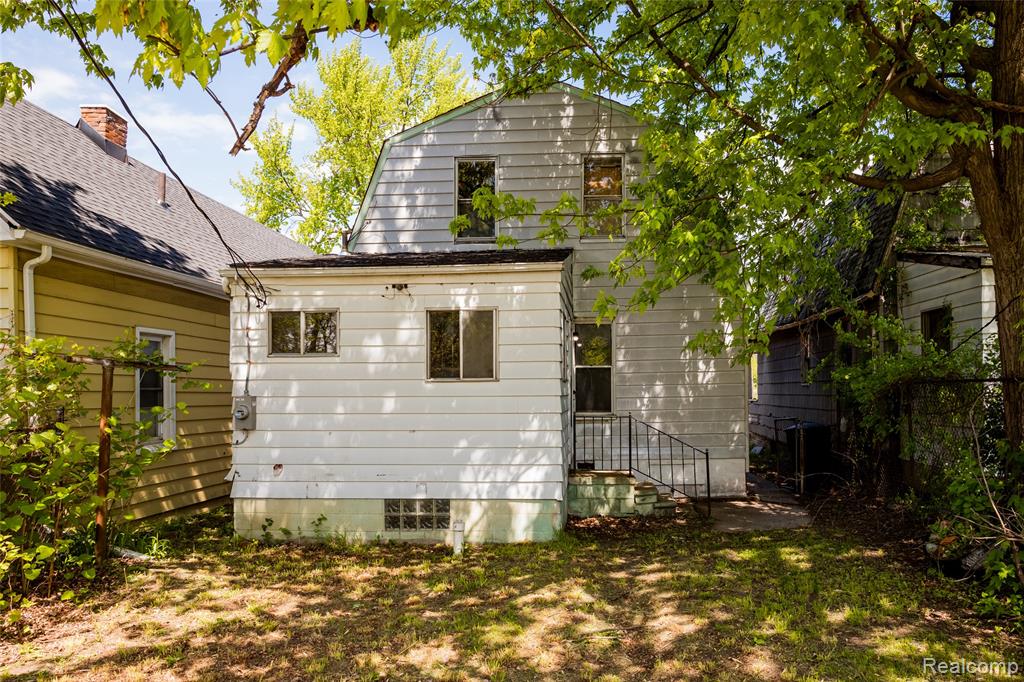 8886 Lorman Street, Detroit, MI 48214 — Photo 17