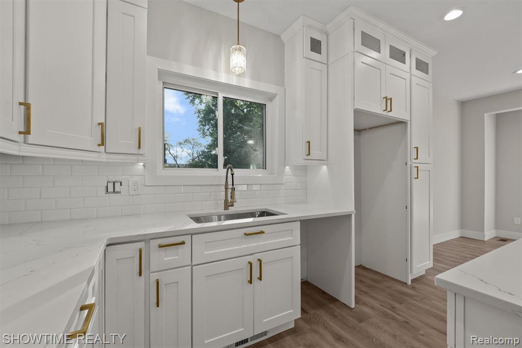 5636 Paris, Sterling Heights, MI 48310 — Photo 13