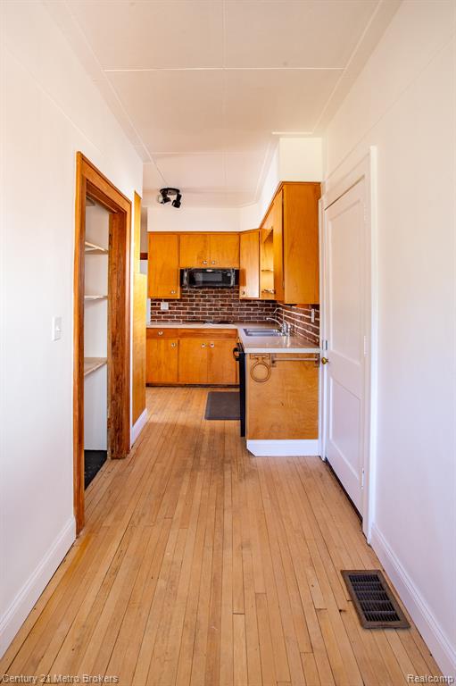 4727 Pine Street, Columbiaville, MI 48421 — Photo 10