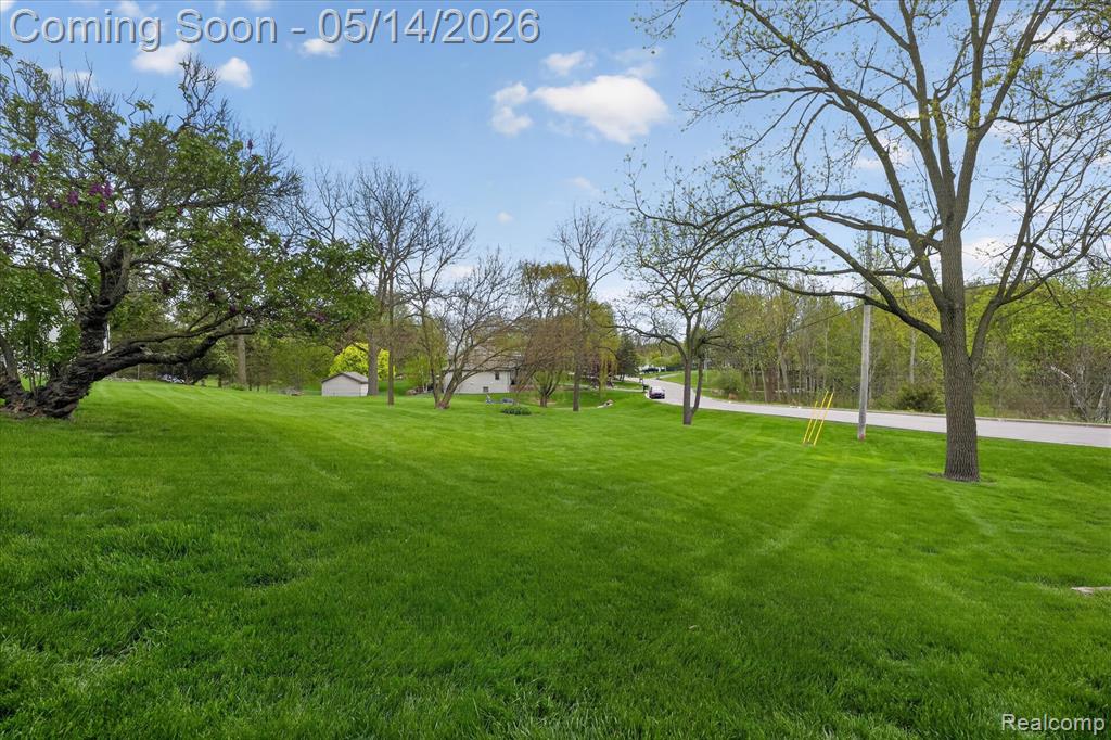 12409 N Fenton Road, Fenton, MI 48430 — Photo 40