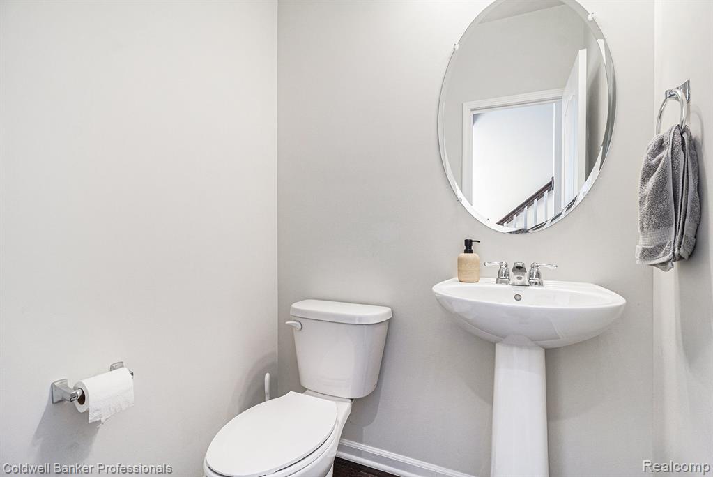 2850 Fairgrove Crescent Drive, Ann Arbor, MI 48108 — Photo 13