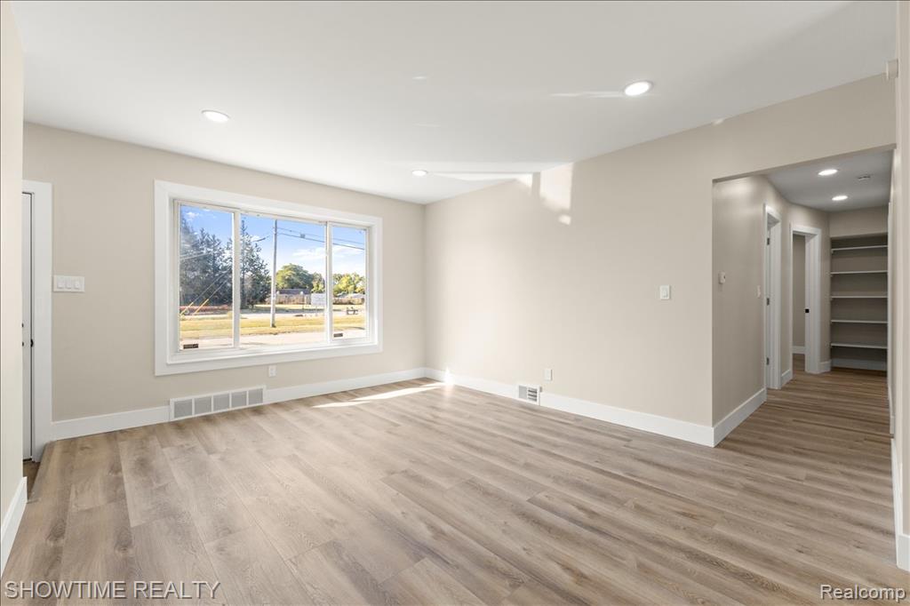 10358 Cloverdale Avenue, Ferndale, MI 48220 — Photo 10