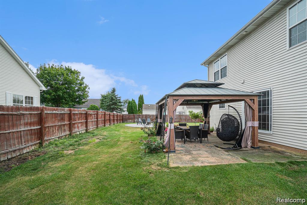 6320 Ruidoso Drive, Saginaw, MI 48603 — Photo 28