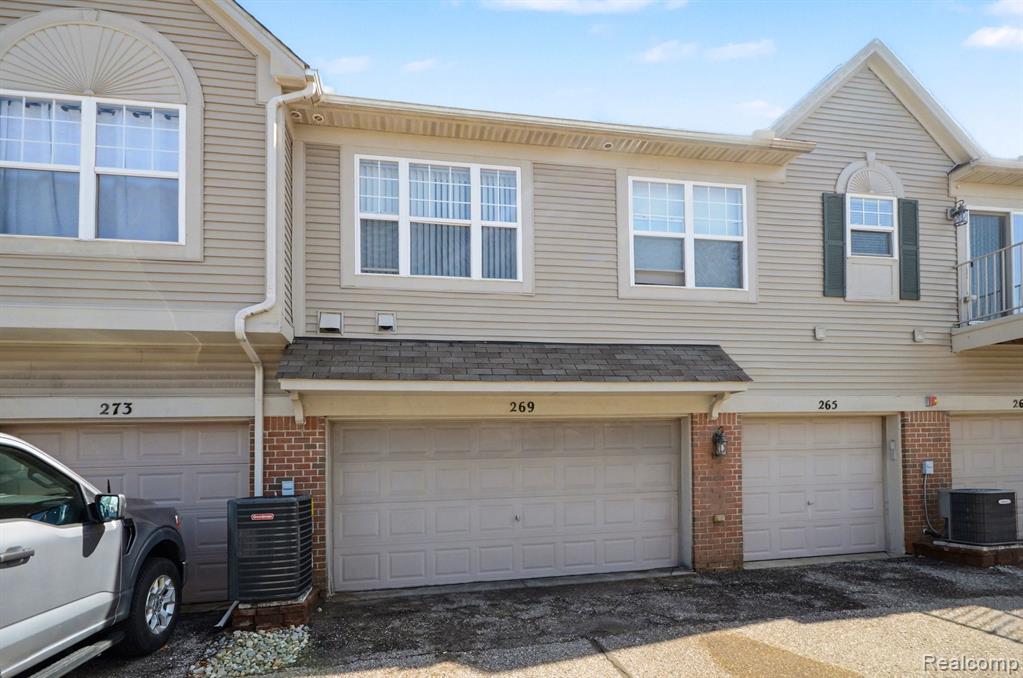 269 Wright Street, 67, Wixom, MI 48393 — Photo 26
