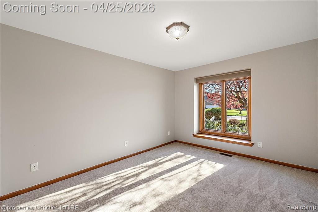 50053 Middle River Drive, Macomb, MI 48044 — Photo 29