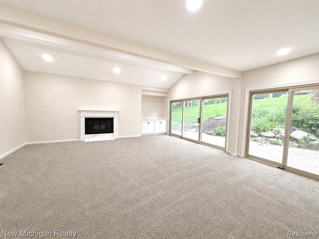 650 Deerfield Court, Rochester Hills, MI 48309 — Photo 15