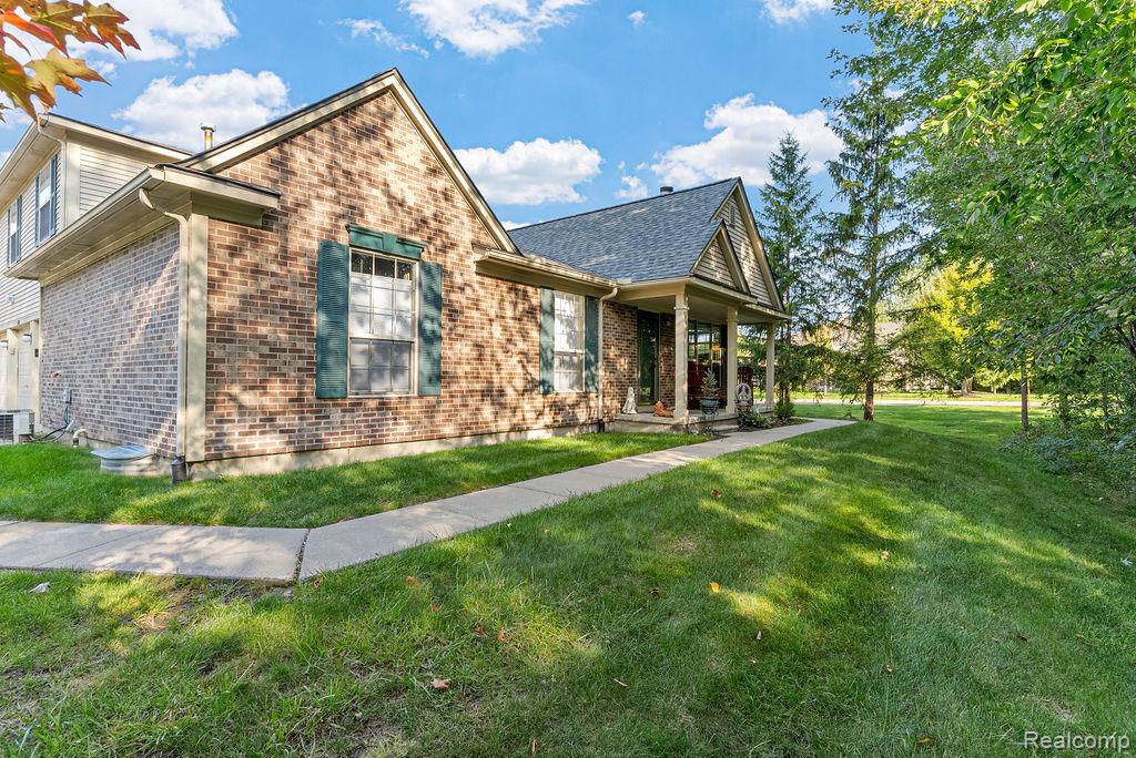 4034 Stonebridge, Holly, MI 48442 — Photo 25