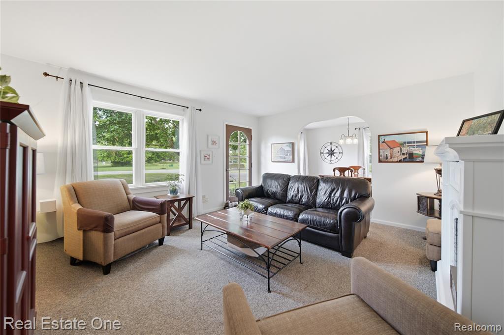 665 S Howell Street, Pinckney, MI 48169 — Photo 12