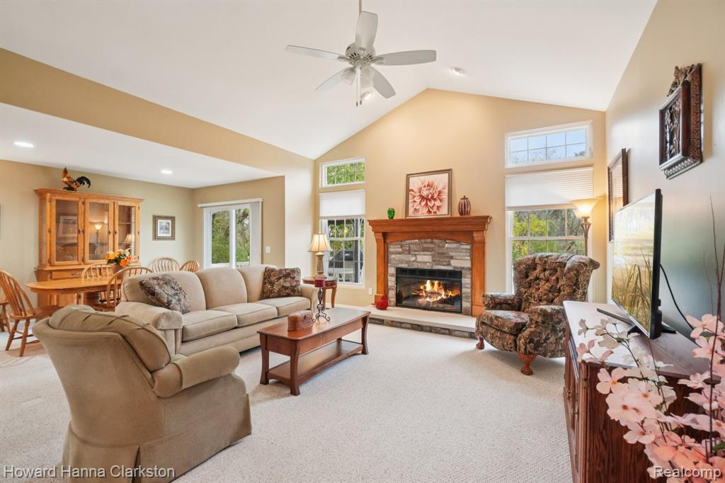 4105 Nancy Lane, White Lake, MI 48383 — Photo 6