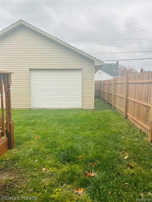 243 Emmons Boulevard, Wyandotte, MI 48192 — Photo 26