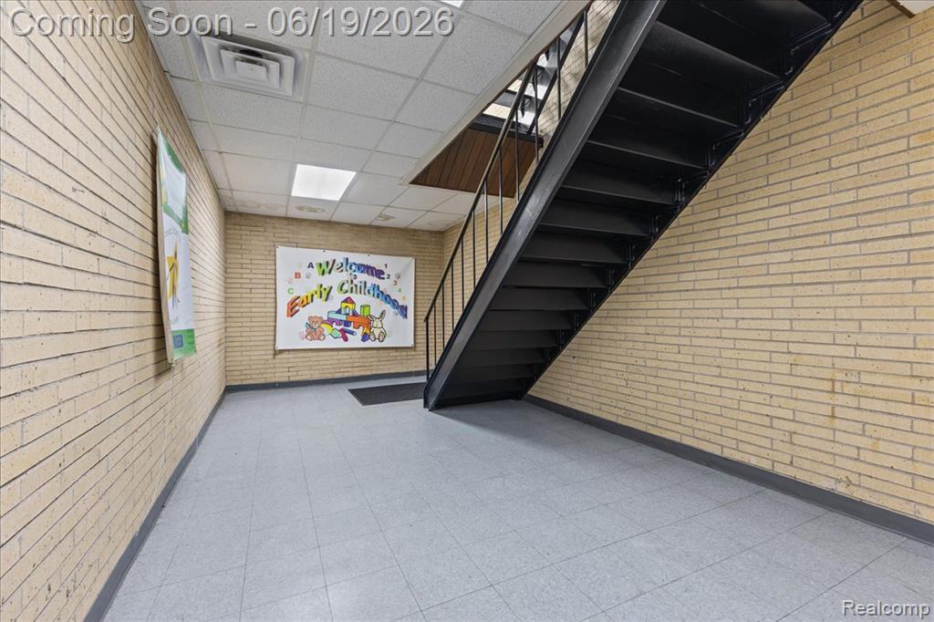 17421-17321 Telegraph, Detroit, MI 48219 — Photo 32