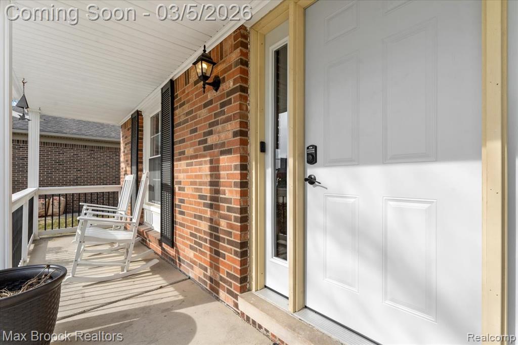 20237 Southampton Drive, Livonia, MI, 48152