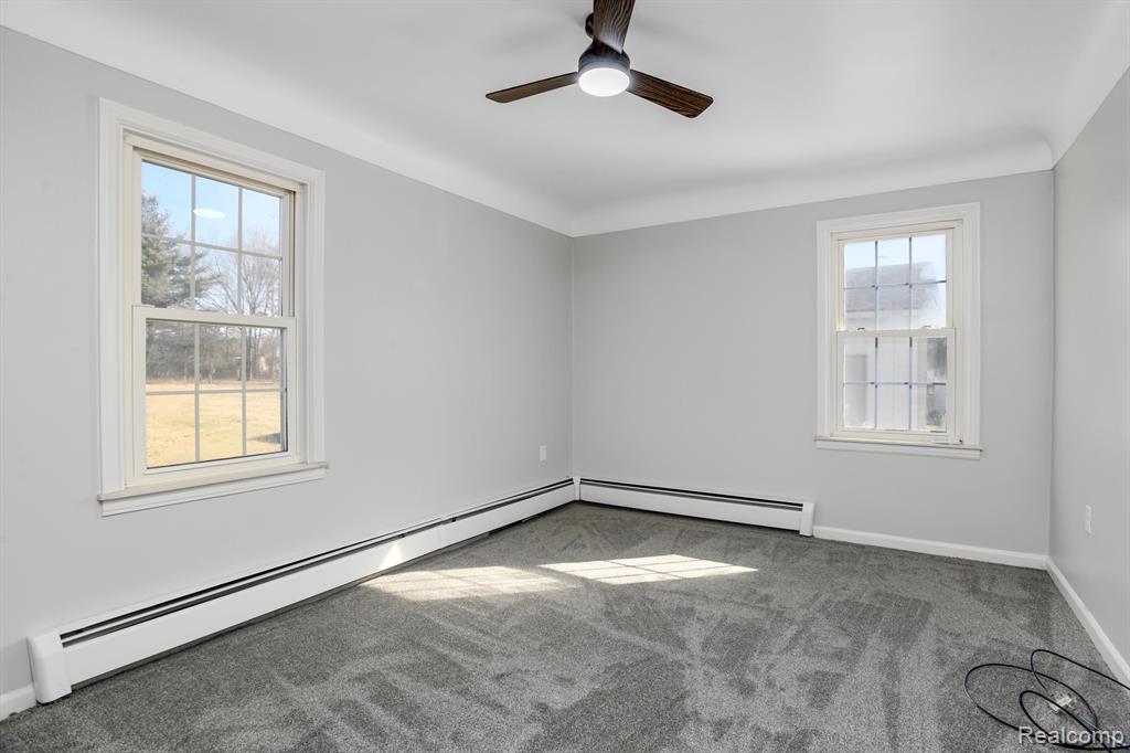 850 W MAPLE Road, Milford, MI 48381 — Photo 8