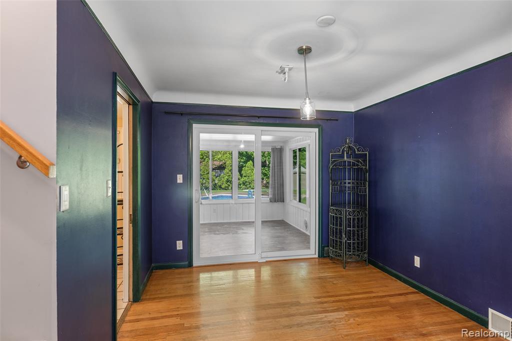 13993 Garfield, Redford, MI 48239 — Photo 12