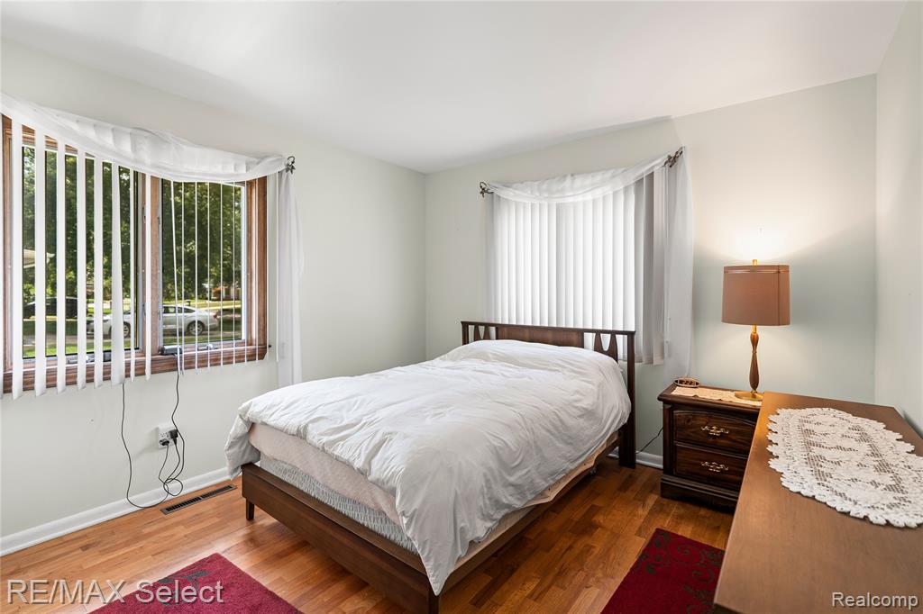 4437 Stoney Ridge Road, Flint, MI 48507 — Photo 16