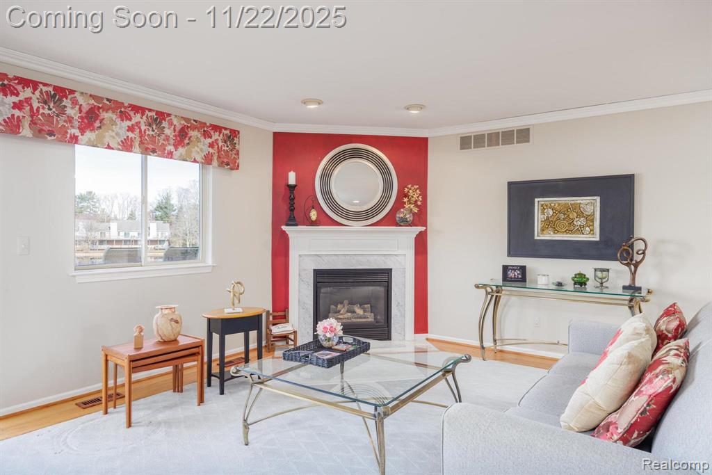7121 Bluewater Drive, Clarkston, MI 48348 — Photo 11