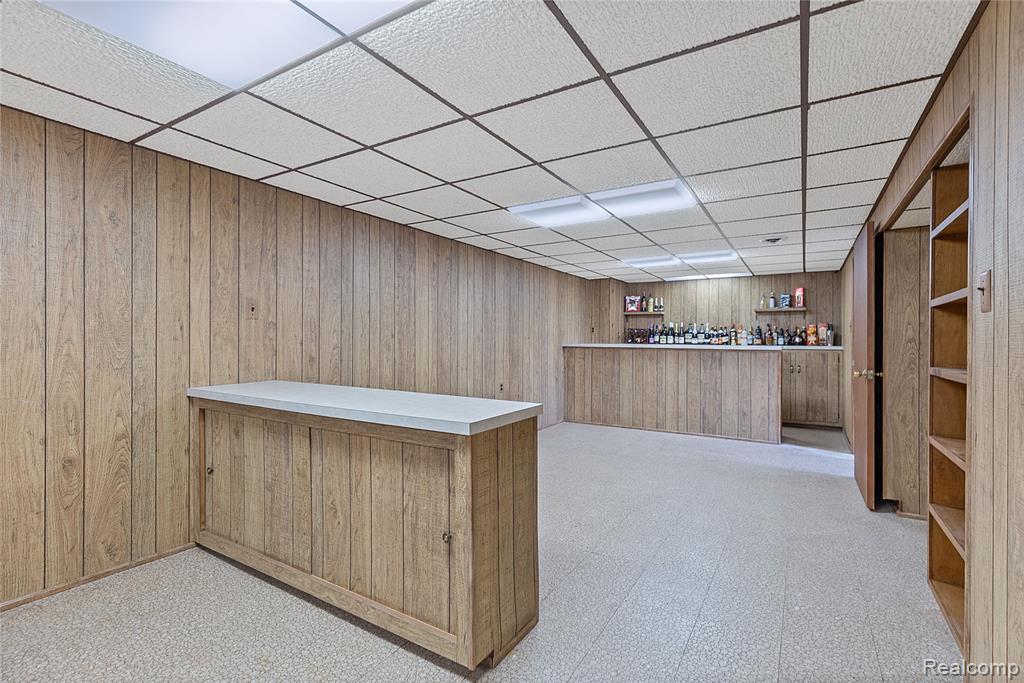 922 Canterbury Drive, Madison Heights, MI 48071 — Photo 27